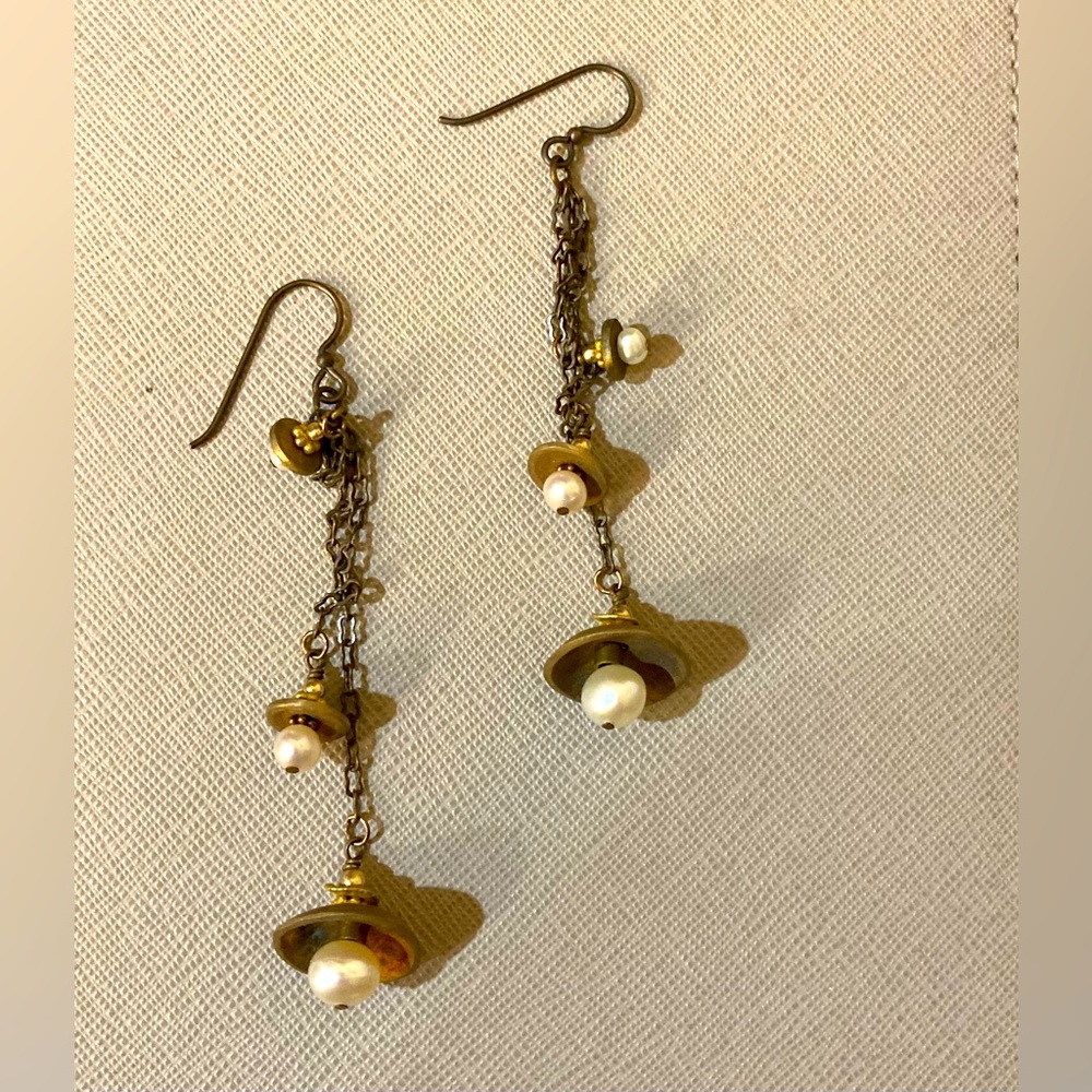Vintage gold and pearl earrings